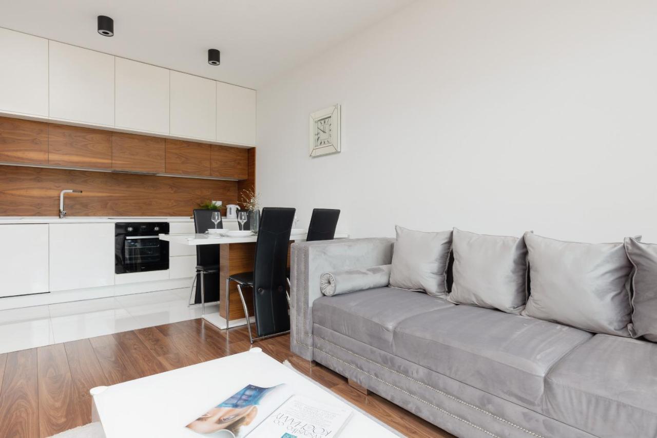 Glamorous Wilanow By Renters Warszawa
