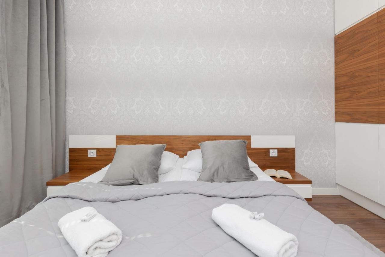 Leilighet Glamorous Wilanow By Renters Warszawa